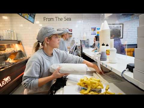 London Fish & Chips Shop on a Busy Friday Night - Behind the Scenes