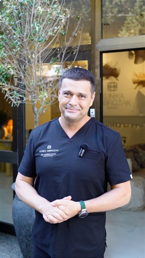 Klinika Ambroziak on Instagram: "🇬🇧Botulinum toxin goes far beyond softening expression lines. It can effectively reduce excessive sweating, bring relief from chronic migraines, and gently lift downturned mouth corners—restoring harmony to your natural expression. When applied with expertise, it’s a powerful tool for both aesthetic balance and everyday comfort. Curious if this treatment is right for you? Book your consultation at Marbella and let our specialists guide you. 🤍 🇵🇱 Toksyna botu