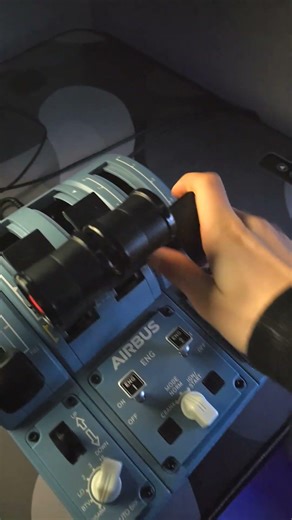 Showing you guys how my flight sim set up works. #plane #cool #a320 #flightsimulator #plen #mfs2020.