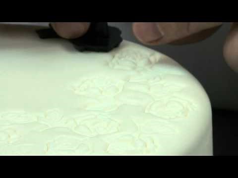 How To Emboss Cakes for an Easy & Dramtic Effect | Global Sugar Art