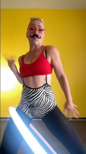 What do you workout? 😎 ever tried hula hooping???😝 #hulahoop #workout
