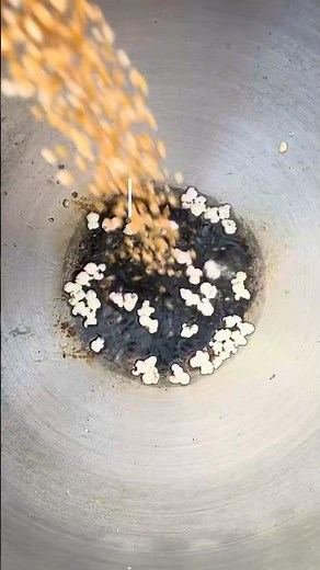 How to make kettle corn 🌽 #popcorn #satisfying #food #cooking