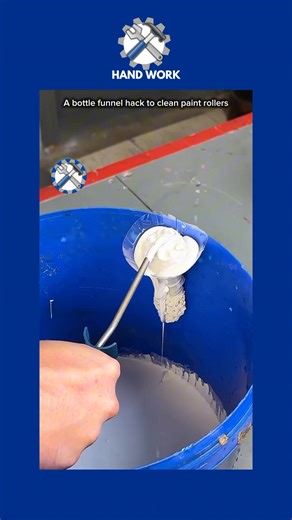 Cleaning paint rollers with a bottle #tips #tricks | Hand Work