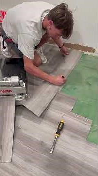 Vinyl flooring installation with glue