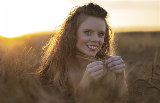 Mags McCarthy releases powerful new single 'Ring That Bell' - TotalNtertainment