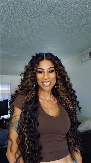 EXTRA CURLS FOR MY GIRLS! SENSATIONNEL BUTTA LACE PRECUT UNIT 19. 🤎🤎🤎