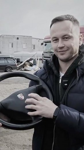 Disassembling the Porsche Carrera 4S