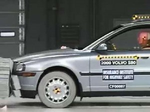 Volvo S80 crash test 2001-2006