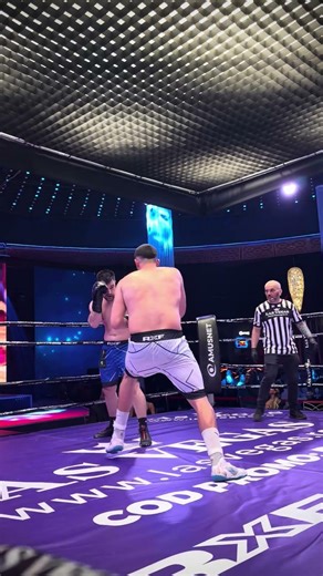 RXF BOXING: ANDREI ȘERBAN vs ALEX SULEA 🔥 Urmărește NEXT FIGHTER 29 - LIVE și EXCLUSIV pe voyo.ro