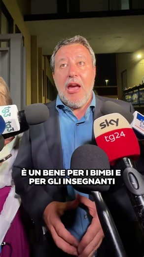 Matteo Salvini - Classi con 20 bambini stranieri di 15 etnie diverse (22.09.26)