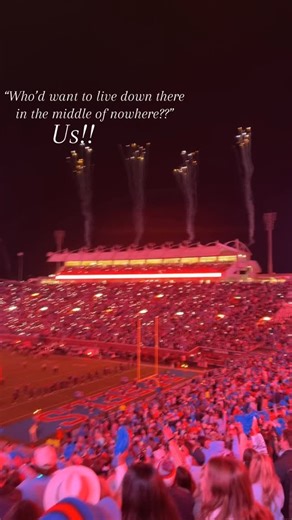 We love it down here 💙❤️ | Chloe anderson