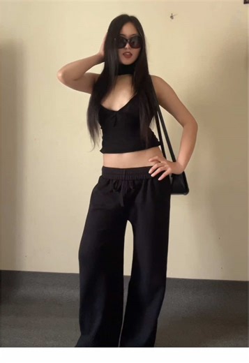 Stylish Tops: Versatile Outfit Ideas