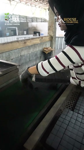 FORMING PROCESS - Coconut Charcoal Briquette