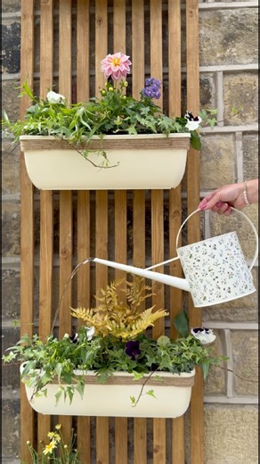 Add style and greenery to your walls with this DIY vertical wall planter by @klk.interiors 💚#IdealHome #DIY #Garden #WallPlanter | Ideal Home