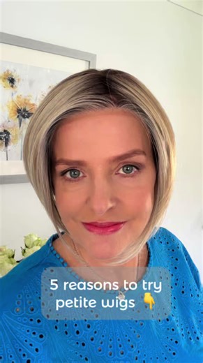 5 reasons to try petite wigs 👇 A better fit – if standard wigs feel too roomy, a petite cap can sit much more securely. Less adjusting – no constant pulling, shifting or trying to make it sit right. More natural overall look – when the fit is right, everything tends to look more seamless. More comfort – a better fit can just feel easier and lighter to wear through the day. More confidence when a wig feels right, you don’t think about it as much… you just wear it. Hair is Rachel in the colour By