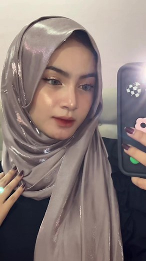 Pashmina Shimmer Hijab Styles and Tutorials