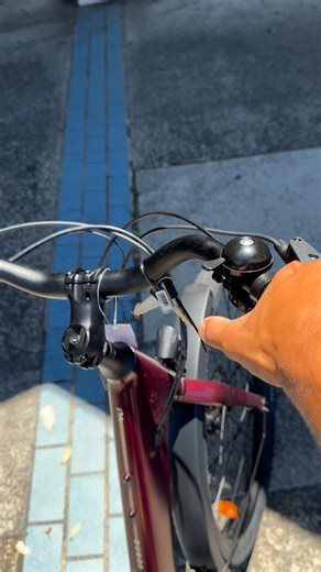 The Norco Scene VLT, come in store and throw a leg over 💥 Step‑thru frame disc brakes upright comfort powerful Shimano motor integrated lighting & rack dropper post for instant seat‑height changes. Cruise effortlessly and enjoy the ride. #NorcoBikes | Chain Reaction Bicycles