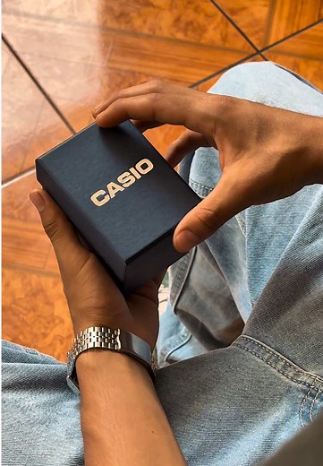 Reloj Casio LTP-V007L-7B1UDF: Elegancia y Precisión