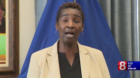 Connecticut budget chief: 'We'll have problems' if government shutdown lasts a month