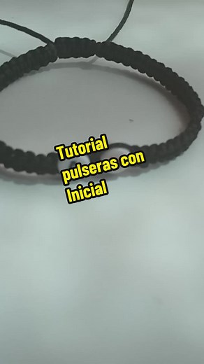 Cómo Hacer Pulseras con Iniciales de Hilo Negro