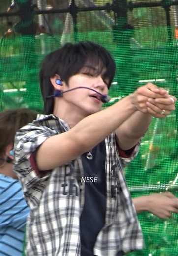 The Universe Weverse Con Highlights — AHOF 제이엘 아홉