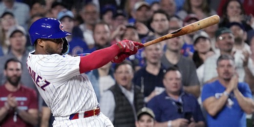 Royals add OF Velázquez in trade with Cubs