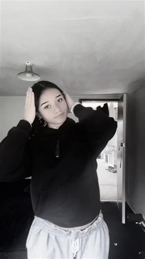 Understanding the Hand and Leg Coordination Technique