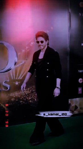 497K views · 70K reactions | Ghadi ⏰ waqt or BADSHAH 礪 #badshah #srk #kingkhan #tiktok #virel #waqt #ghadi | Sad+Ab | Facebook