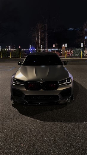 Exploring the BMW M5: Performance and Features