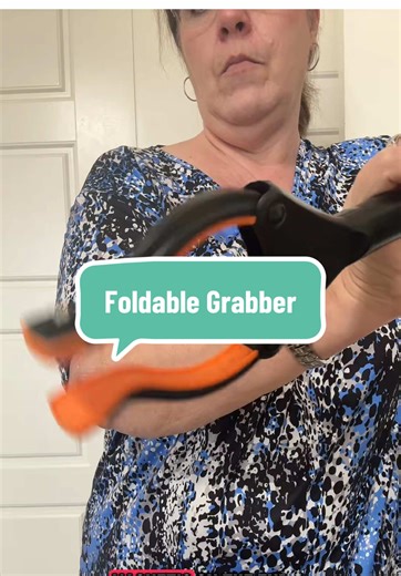Ever drop something under the couch, behind the washer, or between car seats and can’t reach it? This grabber tool makes picking up dropped items simple without moving heavy furniture or straining your back. The EZPik Grabber is a reach extender tool designed to grab phones, keys, remotes, and small items from tight spaces. Perfect for hard-to-reach areas under couches, beds, appliances, and car seats. A practical home tool that makes everyday tasks easier and helps you grab items safely and qui