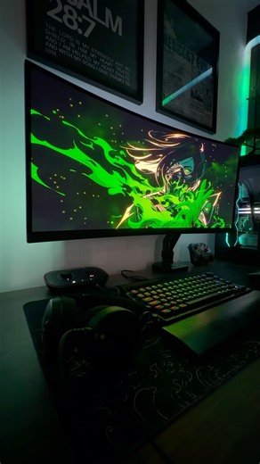 11/10 wallpapers on wallpaper engine🔥 Valorant theme #gamingsetup #wallpaperengine #shorts #pc
