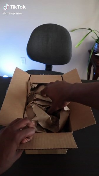 Exploring My New Sony HDR-CX405 Vintage Camera