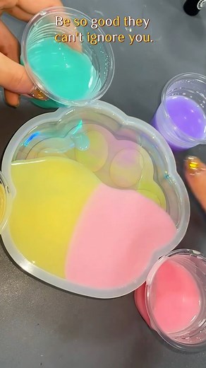 129K views · 948 reactions | Resin Art Tutorial DIY 2024 #resinartist #fbreelsviral #ashtray #handcraft #topvideo | Hand-Beauty | Facebook