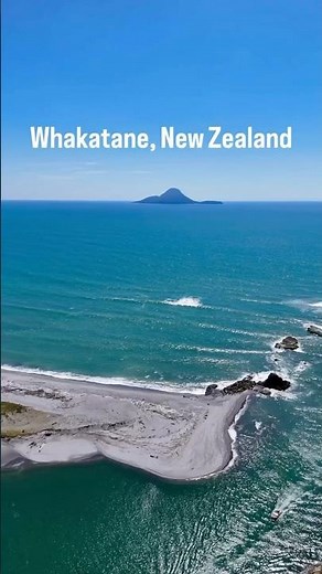 WHAKATANE HARBOUR, BAY OF PLENTY NEW ZEALAND