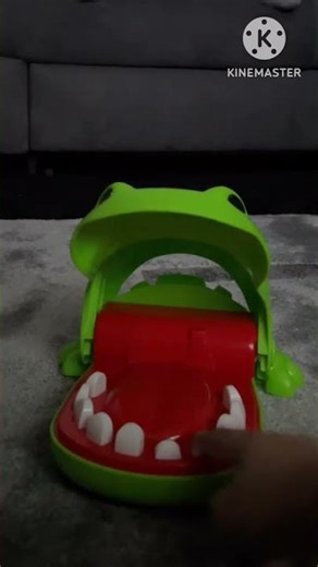 CROCODILE BITES ME!!!! (Just A Joke!) #meme #capcut #roblox #meme #sm64