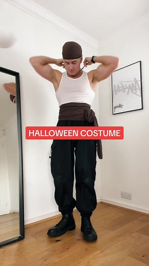 Halloween Costume Ideas for Guys: Pirate Inspiration