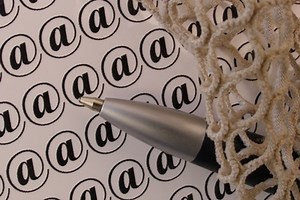 How to Insert a Scrolling Signature in Outlook Email