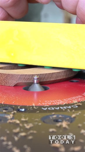 Chamfering 'Be Thankful' Letters with Jessem Ultimate Excel II Router Table