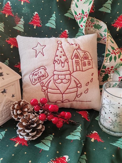 Merry Christmas Santa Redwork Stitchery Cushion Primitive PDF Pattern - Etsy