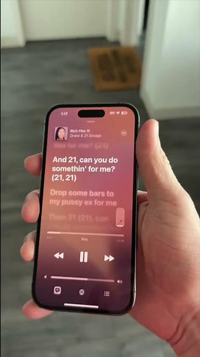 Apple Music KARAOKE MODE 🎤