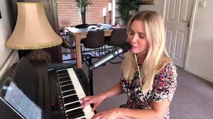 Manic Monday - cover of the Bangles. How has your Monday been? If it’s been a bit manic like mine give yourself a break!😂 This was one I posted from June 2020 hope you enjoy it and thank you so much for your lovely encouraging comments on my previous posts. You have given me the strength to believe in myself- life is what you make it❤️❤️❤️❤️ | Emma Gilmour Singer/Pianist