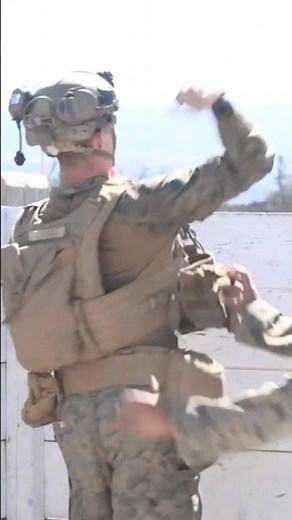 The 1-Second Trick for the PERFECT Grenade Throw#military #army #shorts
