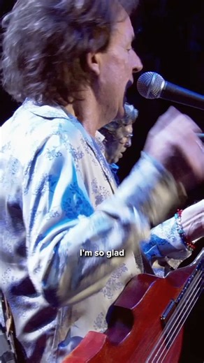 On this day in 1943: @jackbrucemusic was born. Enjoy this performance of "I'm So Glad" from London's @RoyalAlbertHall during @CreamOfficial_'s 2005 reunion concerts.