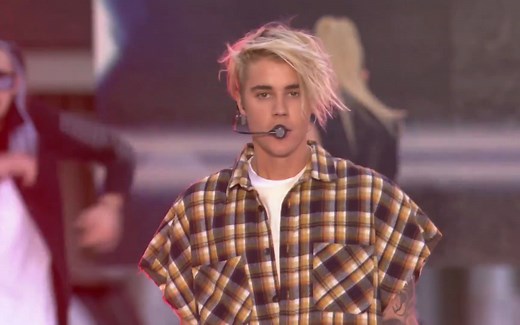 【艾伦秀】贾斯汀比伯现场演唱经典代表作《What Do You Mean?》