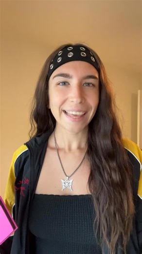 Queen Activation on Instagram: "Doing eyeliner like I’m dodging blue shells in Mario Kart 🌟 @beautybay 42 Color Palette #makeup #mariokart #beautybay #reels"