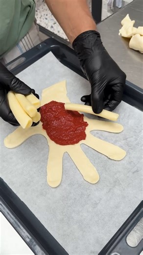 Calzone Spaventoso al Pepperoni e Pizza! Osate assaggiare? 👀🍕 | Chefclub Italia