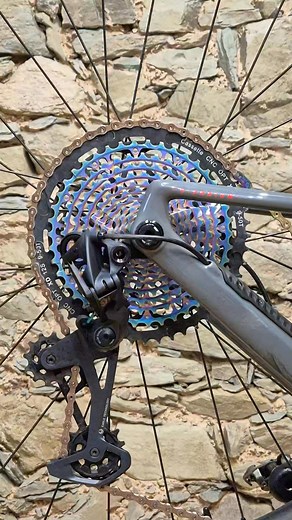 43K views · 383 reactions | Only Sram has this button for wheel removal. Cage lock #srammtb #biketips | Cycling & Mountain Biking | Facebook