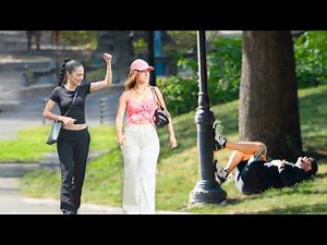 Funny FART Prank in New York! Save me, SELENA GOMEZ!!