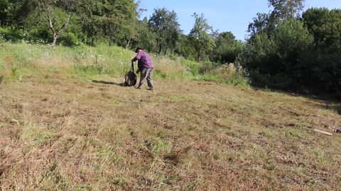 I am building a two-story HOUSE by myself.