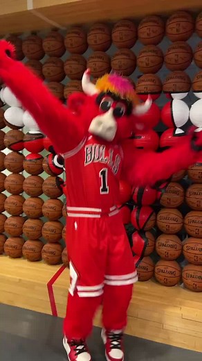 Dip and Lean Dance Challenge with Benny the Bull